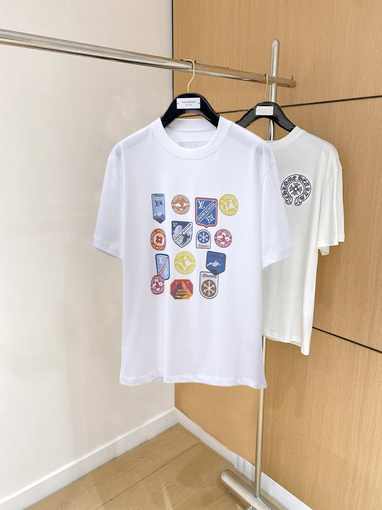 short sleeves